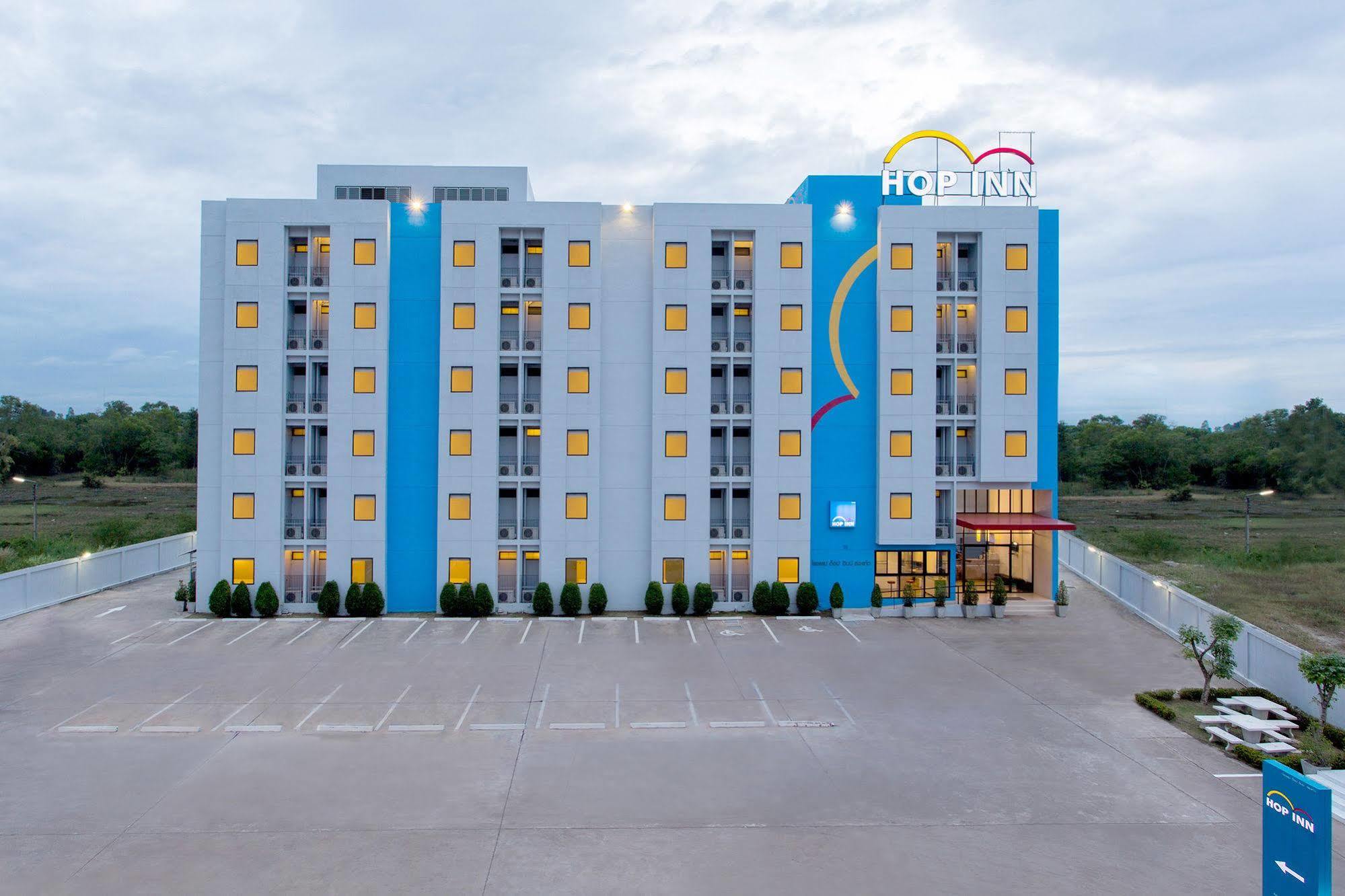 Hop Inn Phitsanulok Extérieur photo