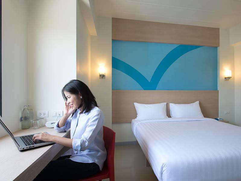 Hop Inn Phitsanulok Extérieur photo